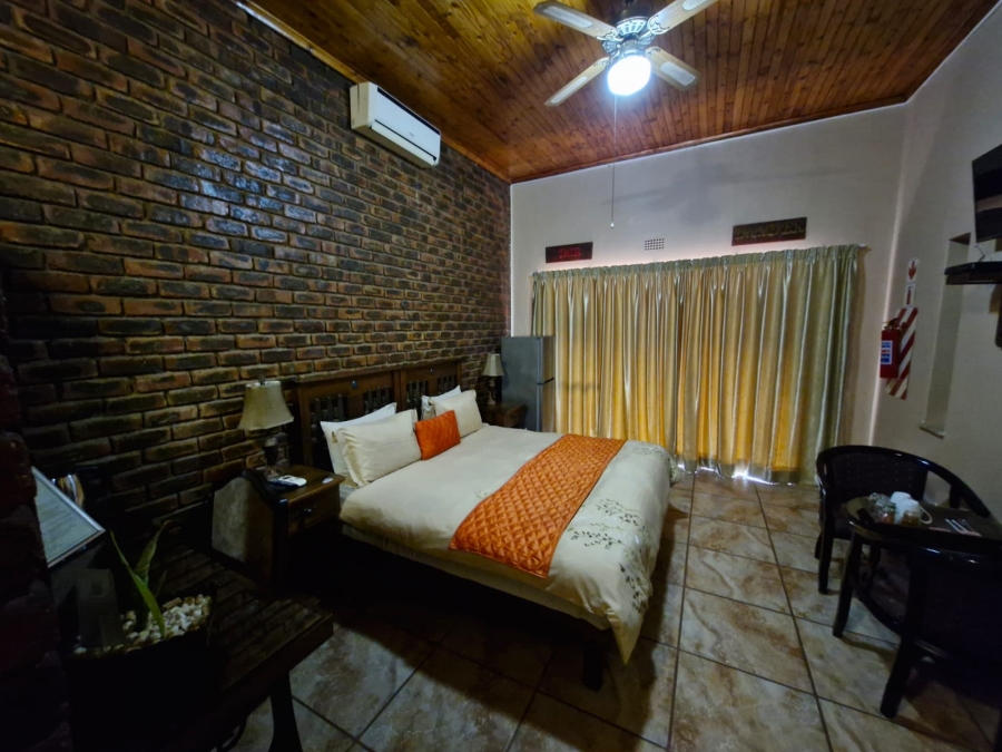 10 Bedroom Property for Sale in Kathu Northern Cape